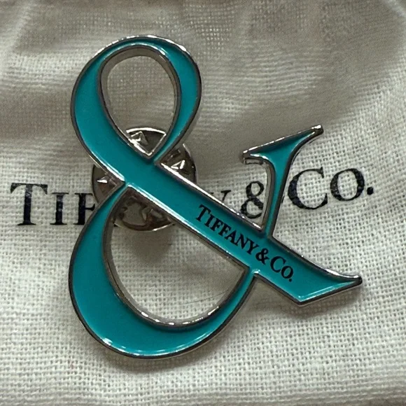 Tiffany & Co. Ampersand Pin - Picture 5 of 7